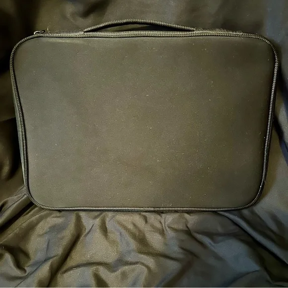 KENSINGTON LAPTOP SLEEVE - Picture 6 of 7